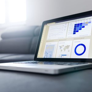 Unealtă: Tracker de proiecte și timp